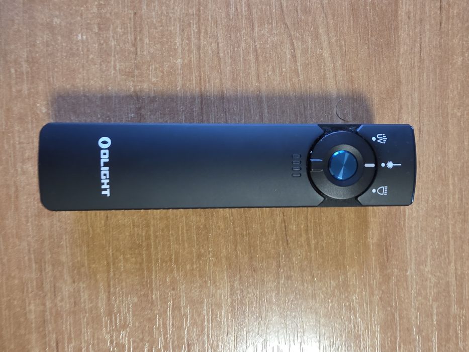 Olight arkfeld latarka
