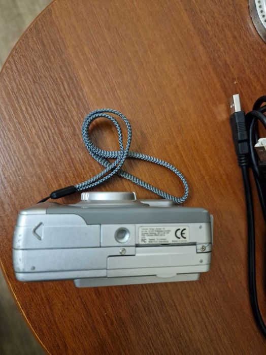 Продам "винтажный" фотоаппарат YAKUMO.