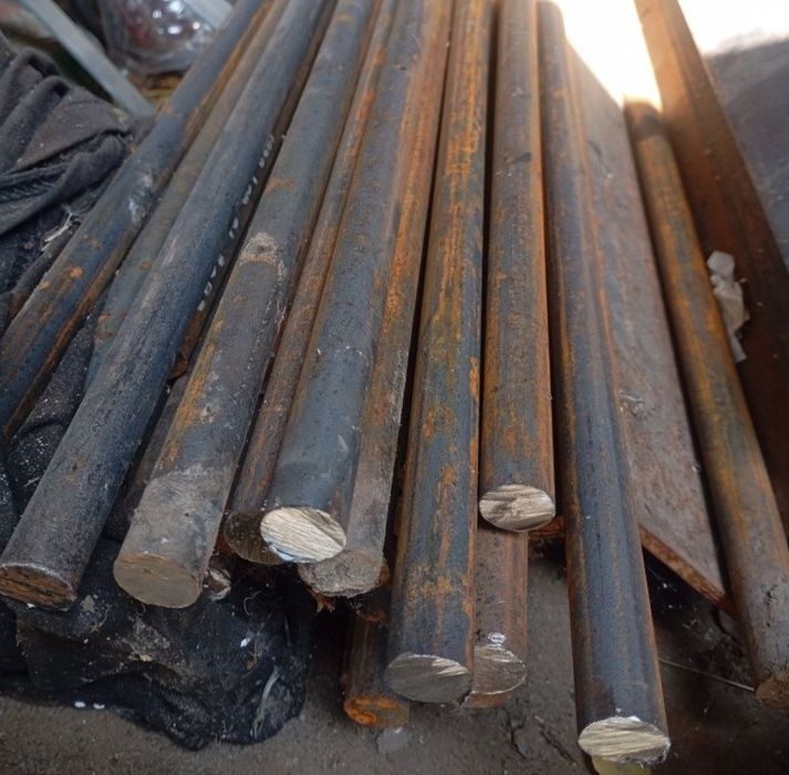 Круг 16 метал новий