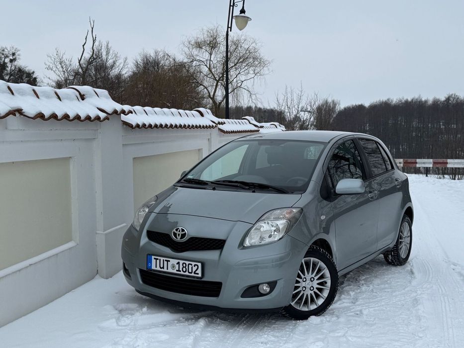 Toyota Yaris 1.3 benzyna bogata wersja