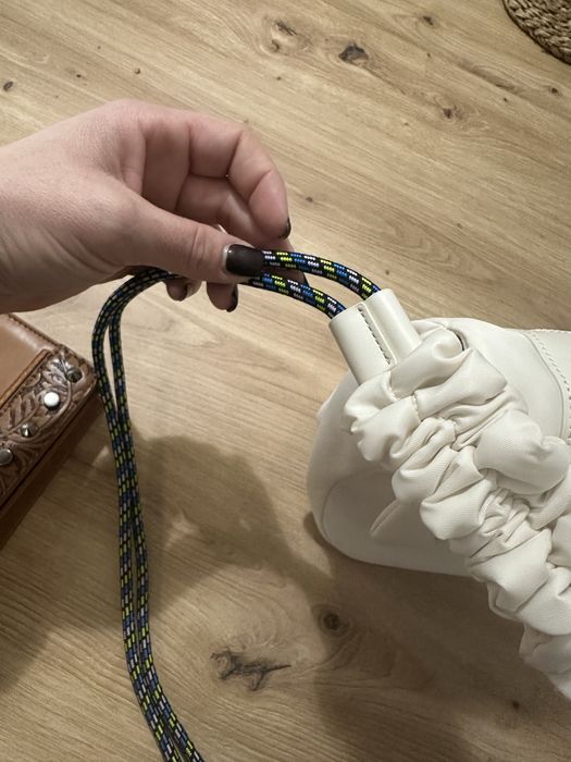 Mala tous original com  alça ajustavel