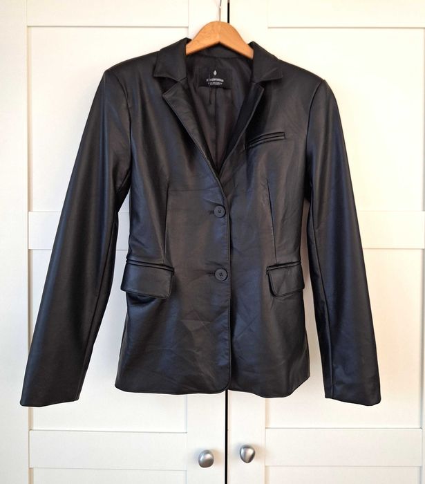 Czarna Marynarka Żakiet Blejzer Imitacja Skóry Eko Skóra Stradivarius