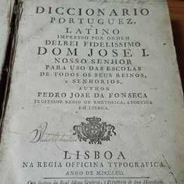Diccionario Portuguez, e Latino impresso por ordem Delrei Dom José I #