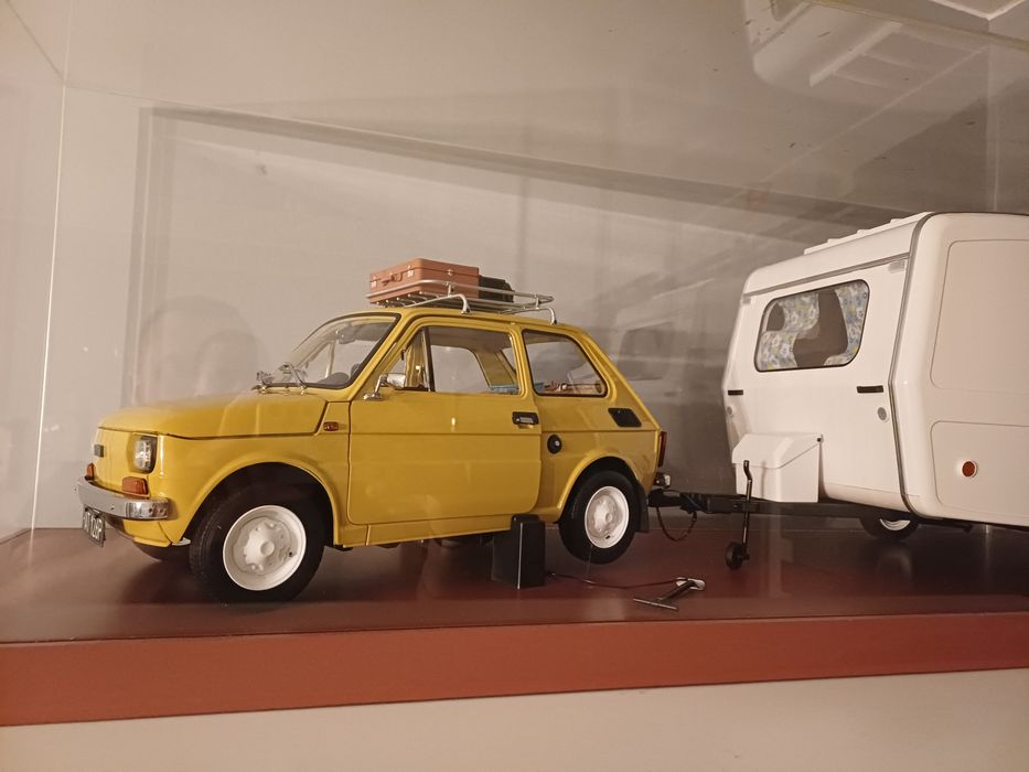 Model fiat 126p Deagostini Maluch 1:8