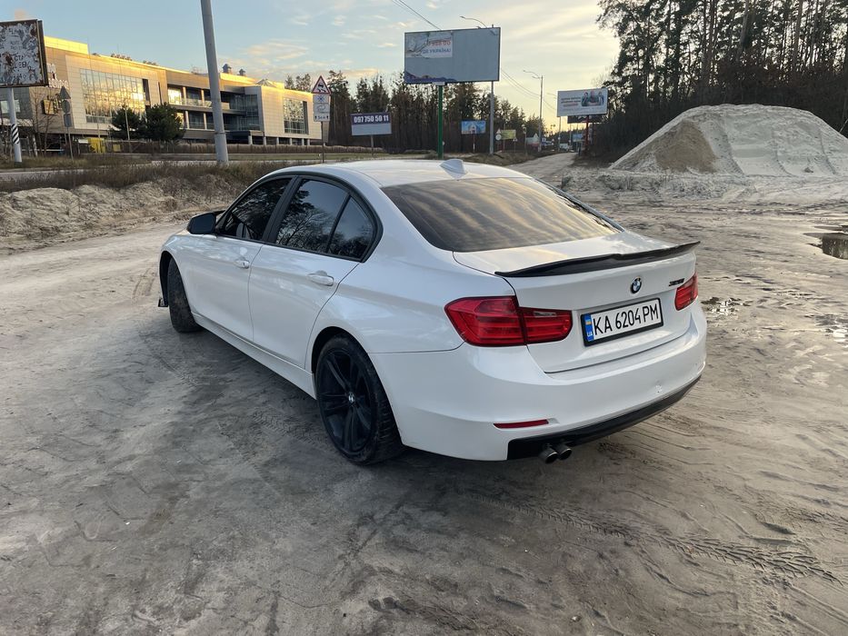 BMW F30 328  2012 год