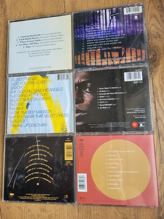 6 CD za 50 zł ! Sprzęt AV . Płyty . Kasety . DVD . Tanio ! Zerknij !