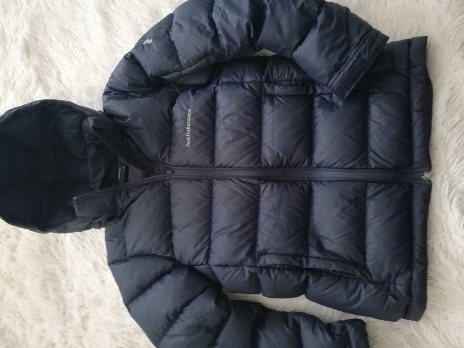 puchowa kurtka Peak Performance 160 xs 158 Pertex JRFROSTDJ
