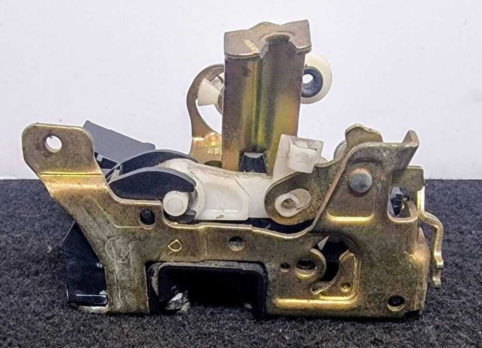 Fechadura / Fecho Porta Frente Direito - RENAULT LAGUNA I