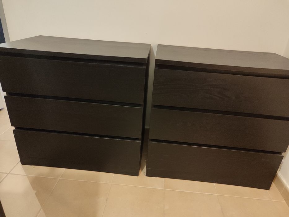 2  Cômodas  preto castanho