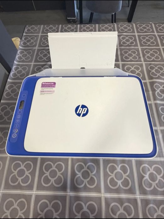 Impressora Multifunções a Jato de Tinta HP DeskJet 2922 All-in-One WiFi