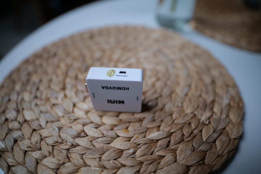 Sprzedam mini konwerter HDMI → VGA.
