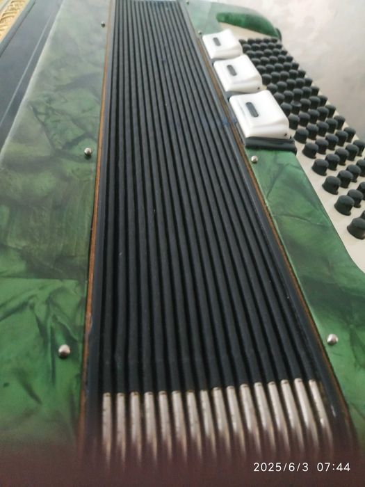 Акордеон Weltmeister