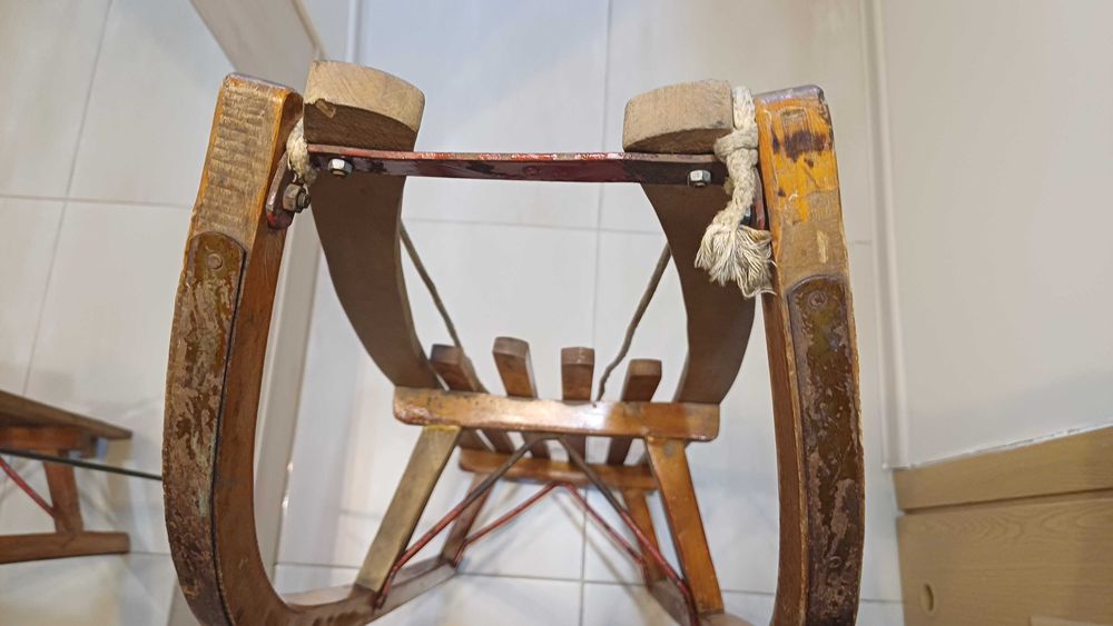 Sanki drewniane, uzywane, wzmocnione