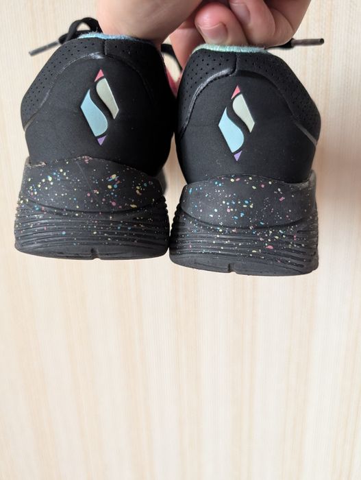 Кросівки Skechers