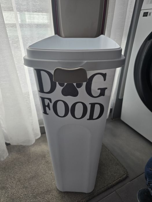 Recipente para 15kg de comida para cão ou gato