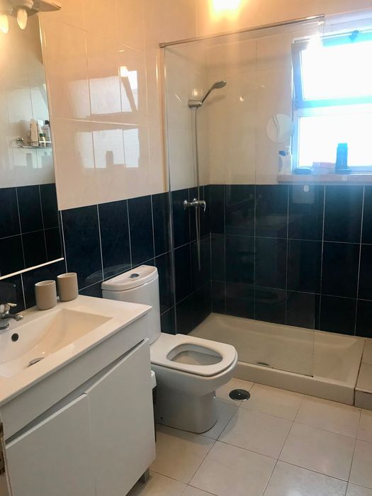 Arrendo T2 Mobilado Em Linda a velha