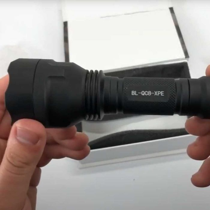 Тактический подствольный фонарь с креплением на ружье и выносной кнопк