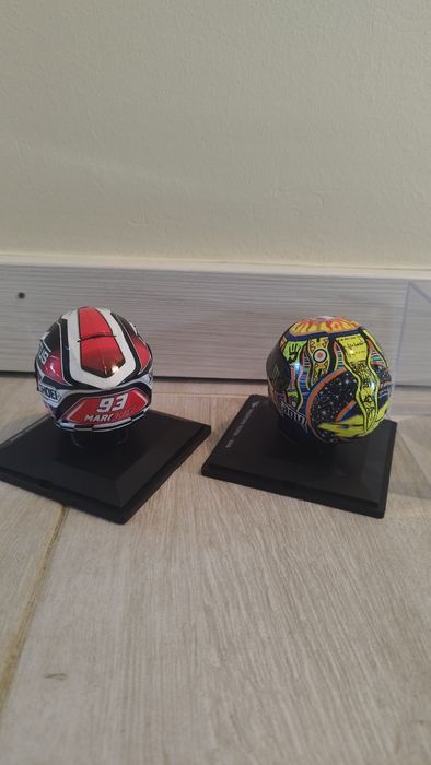 Figura de capacete coleção