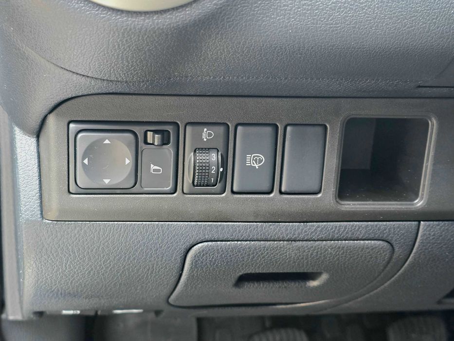 Nissan Note 2012г.в. 1.4 бензин не крашен, пробег 89 тыс