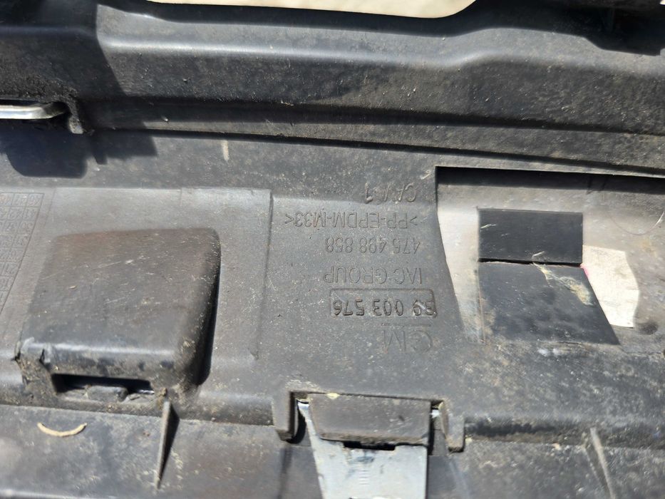 grill Opel Corsa E