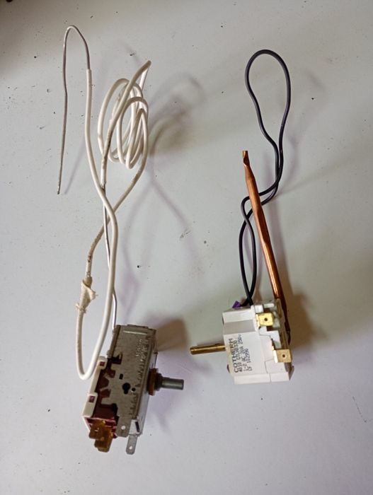 Termostat do bojlera 20A cotherm