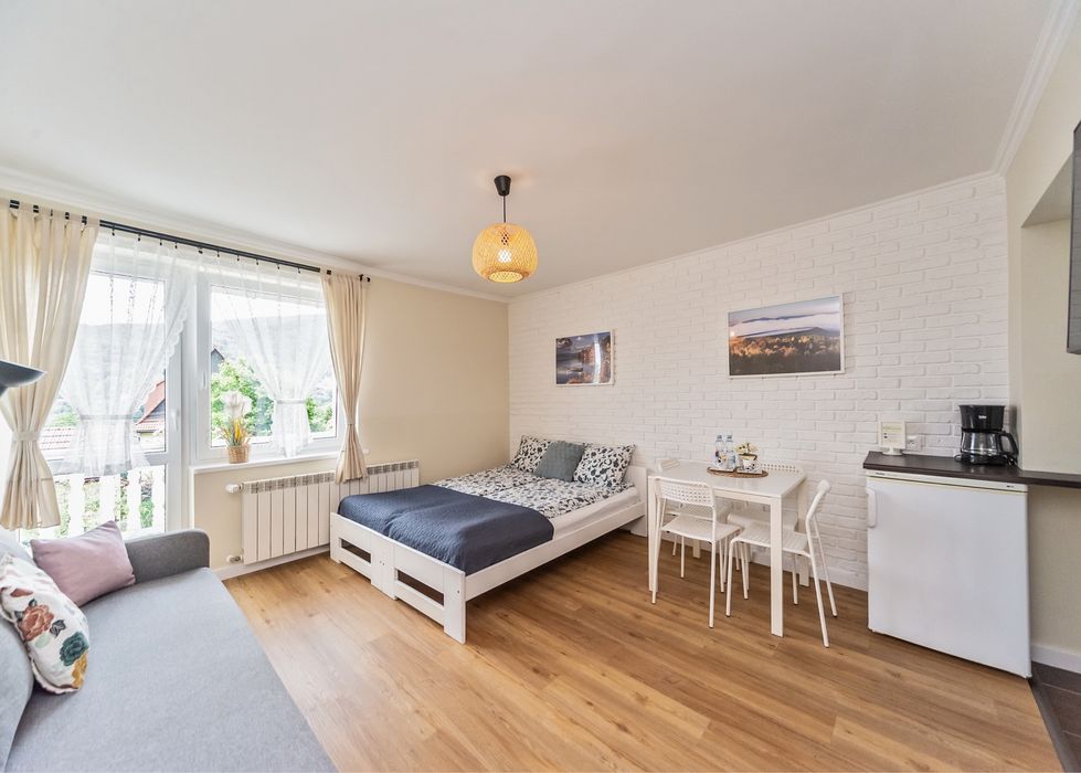 Sylwester  w górach . WOLNE apartament z kuchnią , łazienką, balkonem
