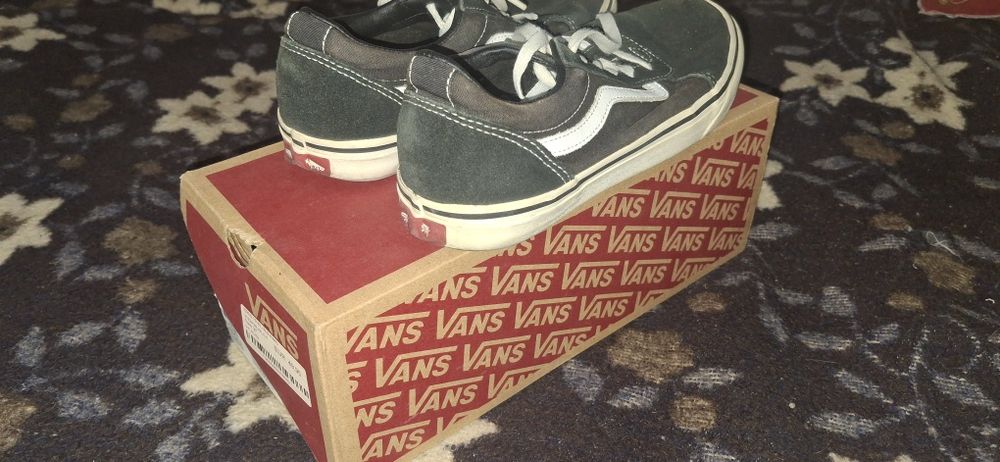Vans originais com caixa tamanho 38