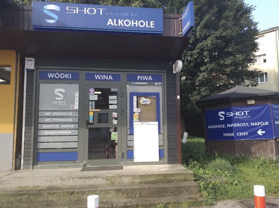 GOTOWY DOCHODOWY BIZNES ! Odstąpie całodobowy  punkt sklepowy ,,SHOT”