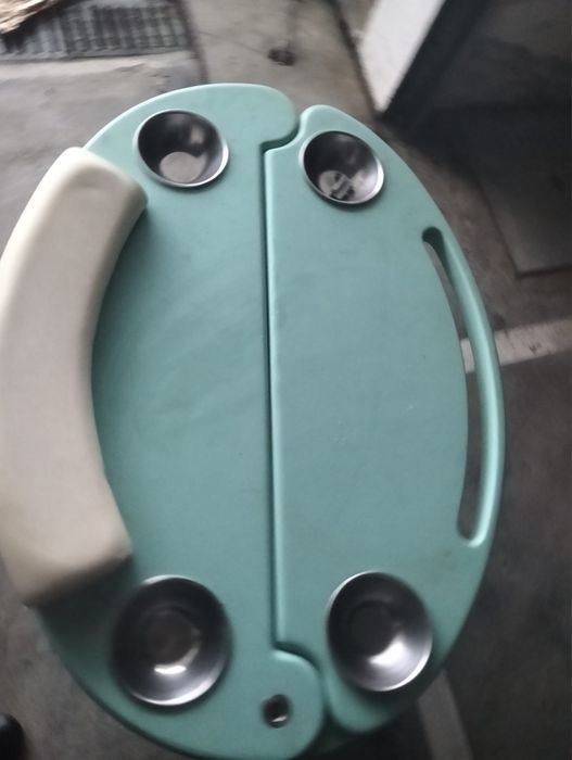 Mesa de manicure articulada