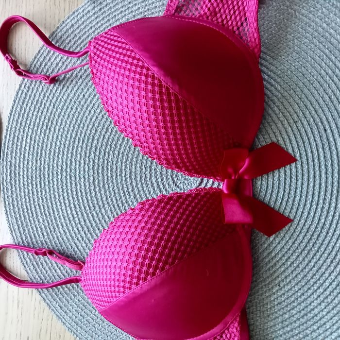 Biustonosz push up, różowy Intimissimi 90B