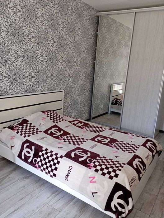 Шпиталь 1 хв пішки. Подобово квартира м.Наукова. Харків центр,