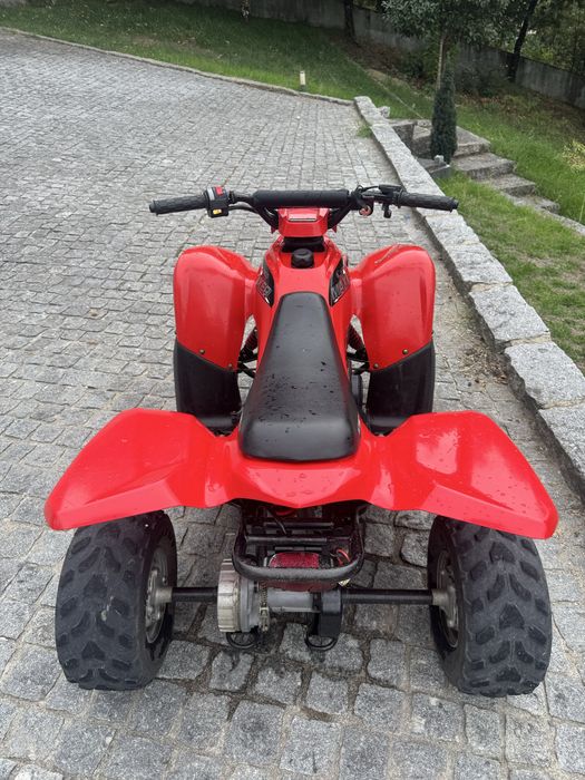 Kymco Maxxer 50 ( Moto 4 )