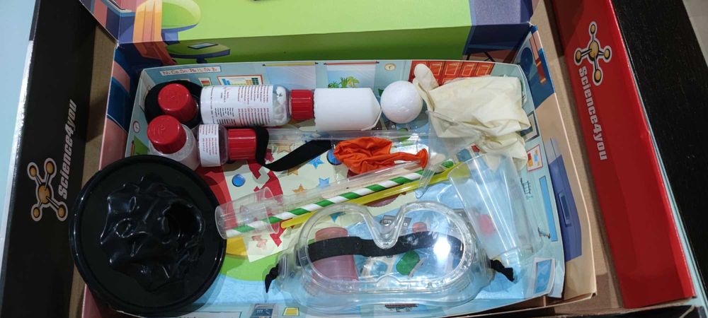 Studio Lab be a Youtuber Science 4 you como novo, +8 anos
