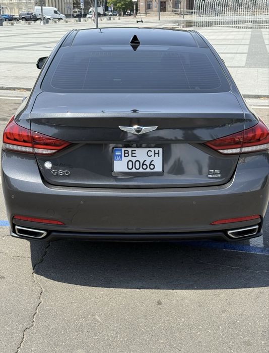 Hyundai Genesis 2016
