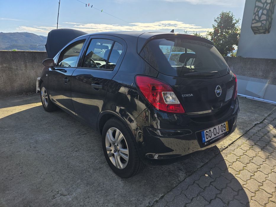 Opel Corsa D -  1.2 enjoy
