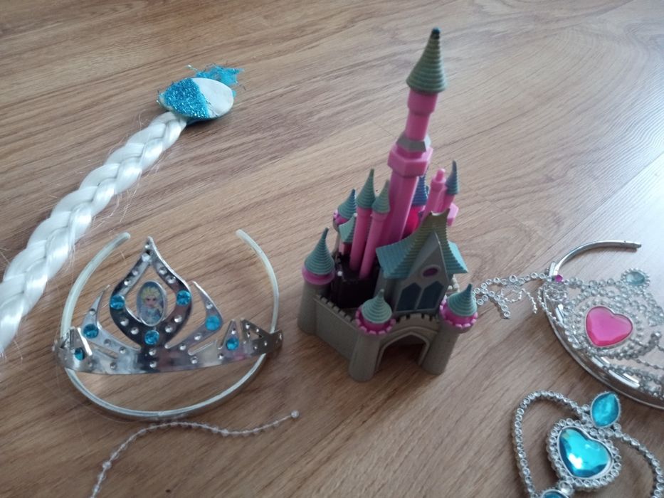 Zestaw akcesoriów Elsy