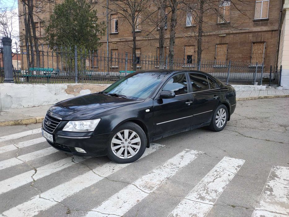 Продаю Hyundai Sonata