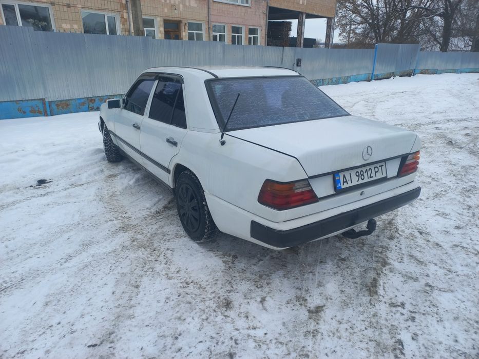 Mercedes-Benz E124 "автомат"
