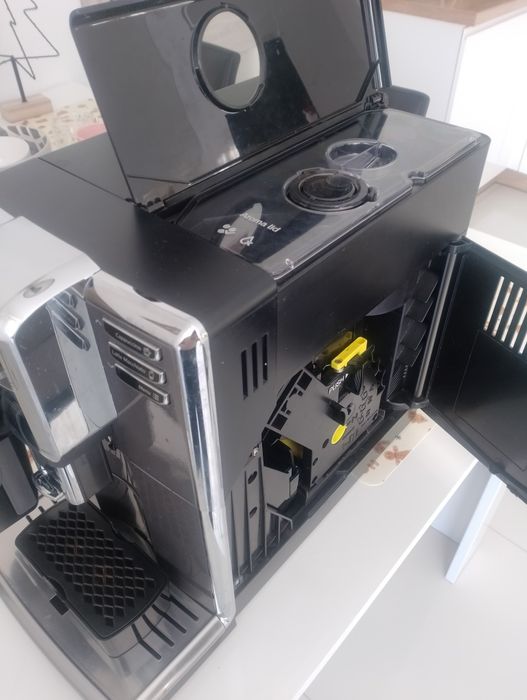 Ekspres Philips late go