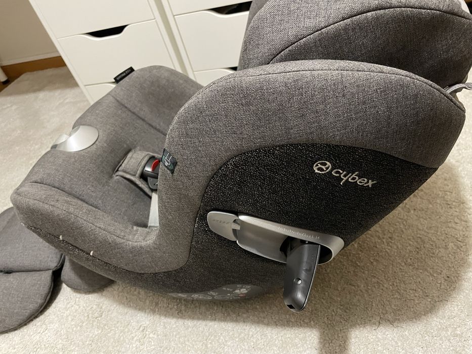 Cadeira auto Cybex Sirona Z2 i-Size + ixofix