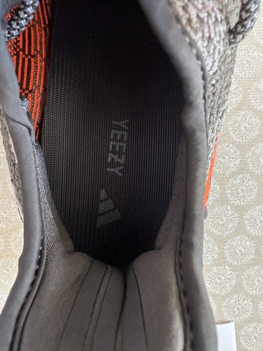 Yeezy 350 V2 Carbon Beluga