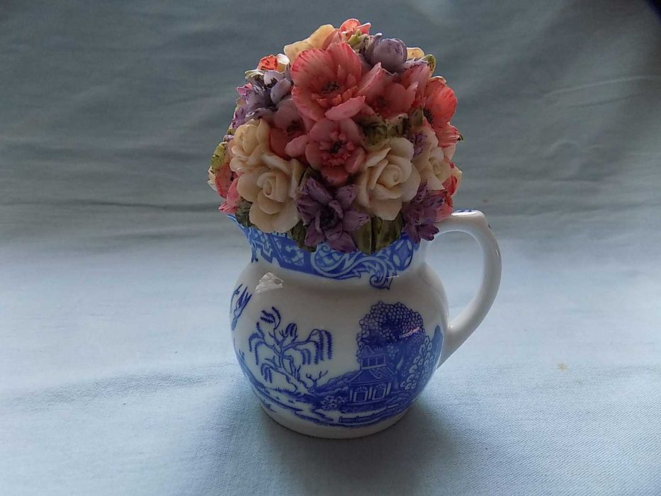 Wazonik z bukietem kwiatów. Dekoracyjna, Kolekcja - Wzór nr. 5