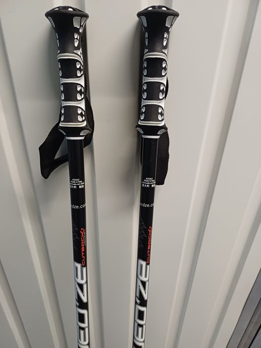 Bastões sky ou caminhada