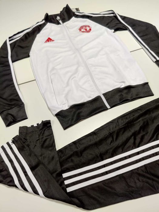 Fatos de Treino  M. United época 2022/23