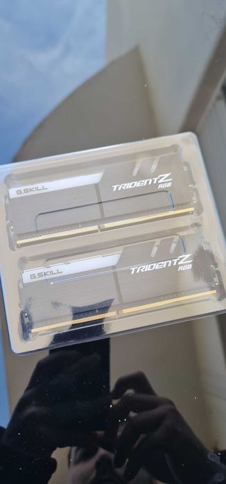 RAM G Skill Trident Z RGB 3866Mhz 2x8GB c/ caixa original