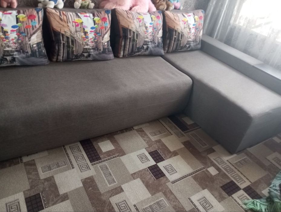 Диван угловой большой