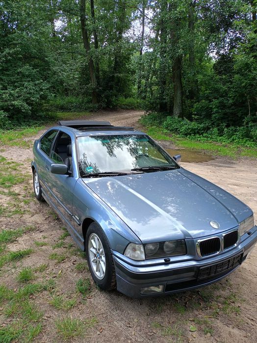 BMW 316i E36 compact faltdach 128tkm. Stan oryginalny kolekcjonerski.