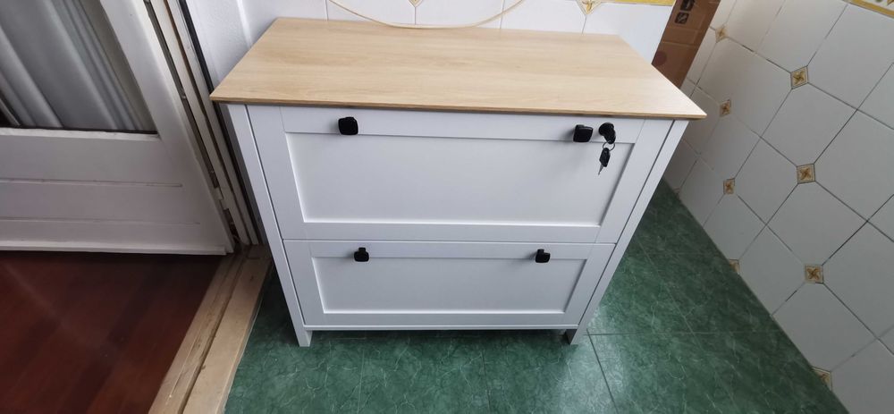 Armário novo acabado de montar