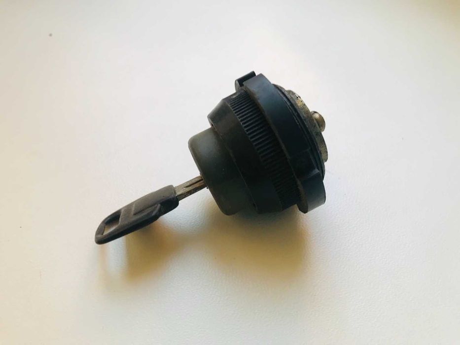 Замок с ключиком