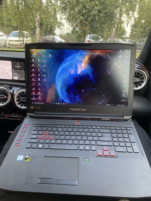 Acer Predator 17 8GB ram Geforce GTX 1060